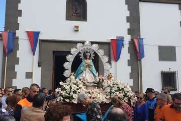 Procesión religiosa de la Inmaculada Concepción en Jinámar (Foto Antonio Alí y Francisco Javier Santana)